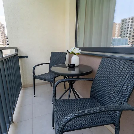 Mohost Sabina - Quiet Luxury With Balcony Views Brasov