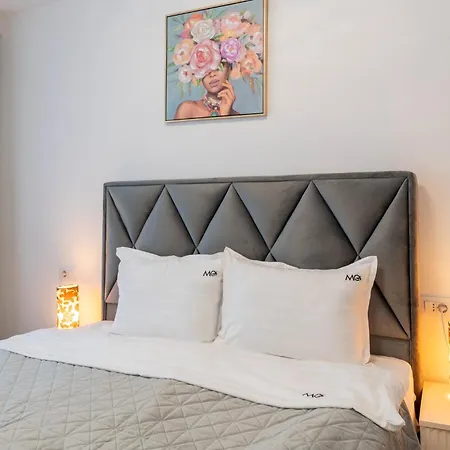Mohost Sabina - Quiet Luxury With Balcony Views * Brasov