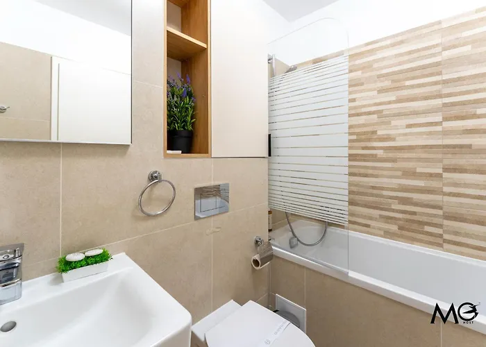 Mohost Sabina - Signature Retreat With Balcony Апартаменты *