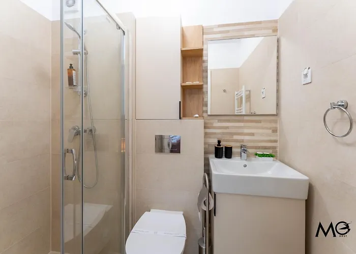 Mohost Sabina - Signature Retreat With Balcony * Брашов