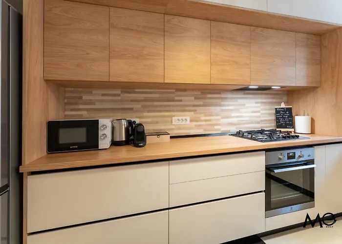 Mohost Sabina - Signature Retreat With Balcony * Брашов