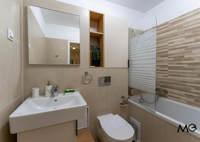 Mohost Sabina - Signature Retreat With Balcony Апартаменты *