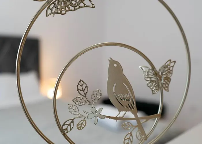 Апартаменты Mohost Sabina - Signature Retreat With Balcony