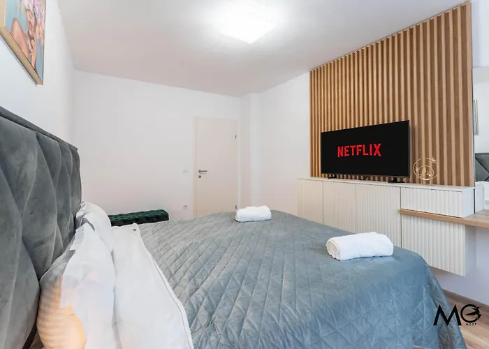 Mohost Sabina - Signature Retreat With Balcony Апартаменты *