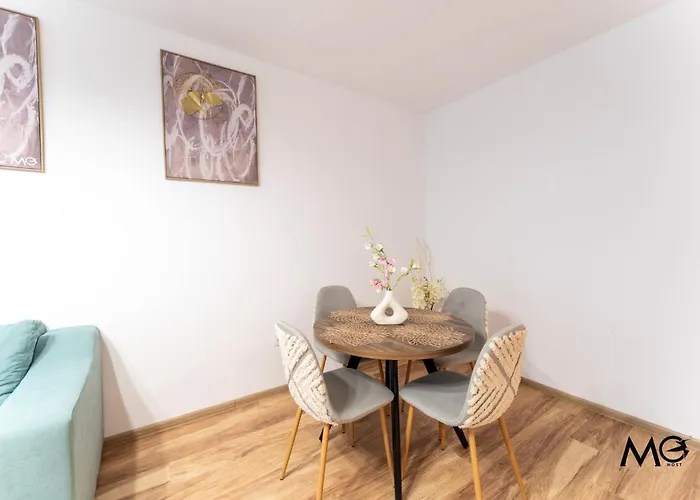 Mohost Sabina - Signature Retreat With Balcony Апартаменты *